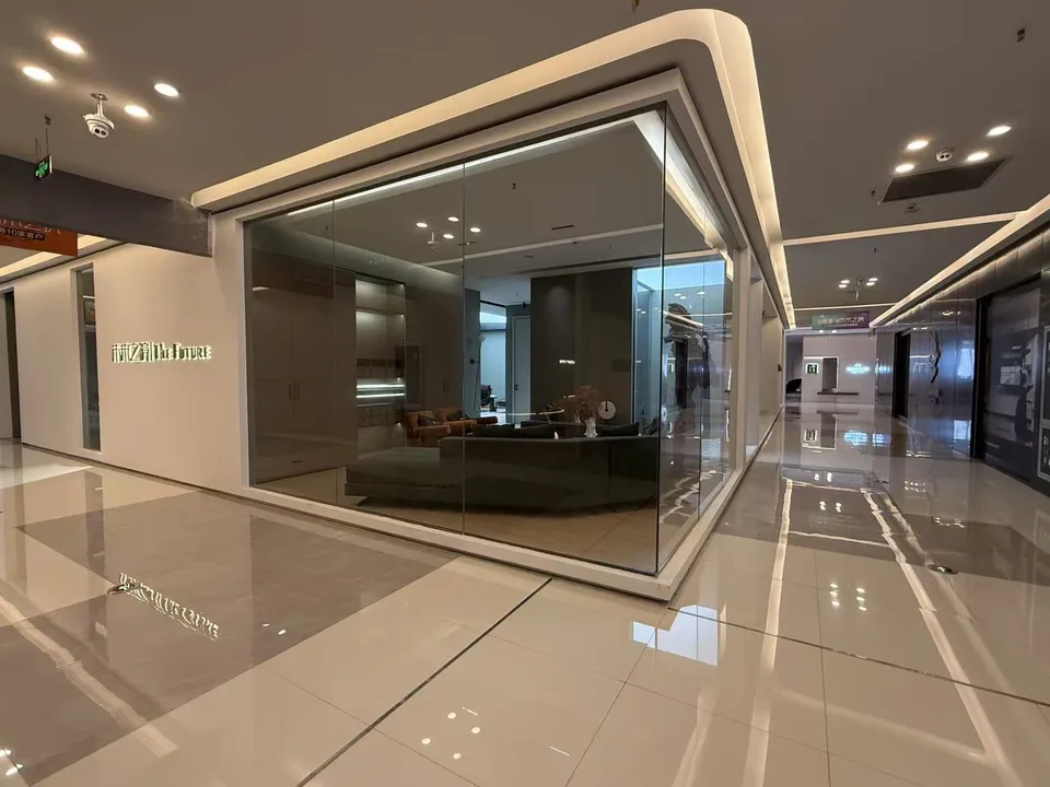 丽水未来之境木作莲都区第六空间展厅品牌墙实景